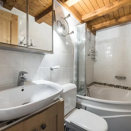 Renove Avec Mezzanines, Proche Du Et Pistes, Balcon, Wifi, Animaux Acceptes - Fr-1-502-382 *